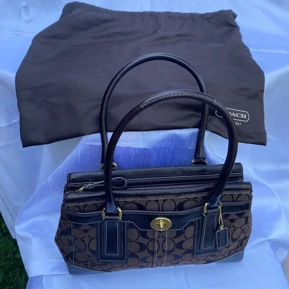 Coach 11062  Hampton Signature Handbag Brown on Brown - Picture 5 of 16